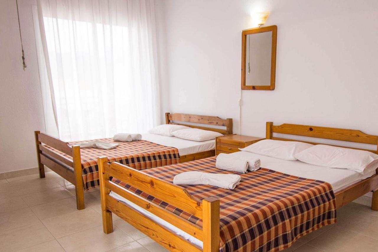 George Laz Rooms Nea Vrasna Exterior photo
