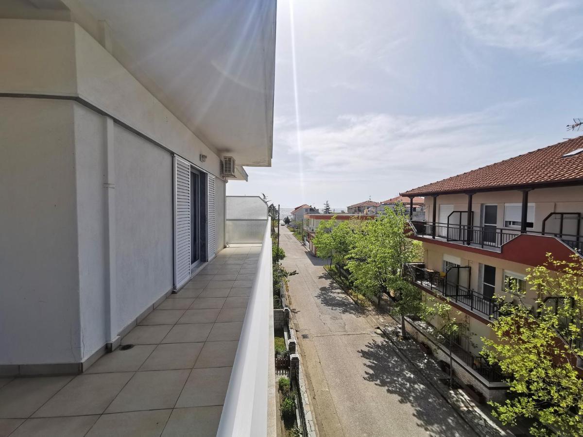 George Laz Rooms Nea Vrasna Exterior photo