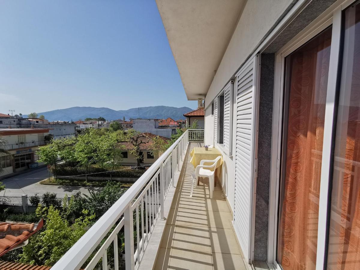 George Laz Rooms Nea Vrasna Exterior photo